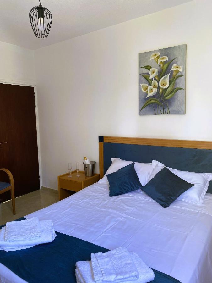 Penny'S Kato Paphos Apartment 외부 사진